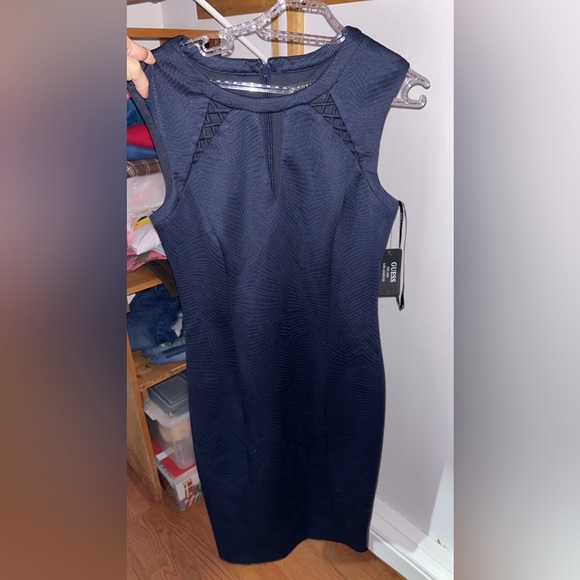 Guess dress - Picture 3 of 5